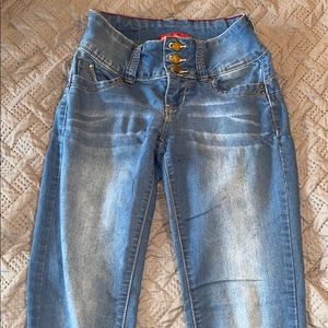 Butt sculpting skinny jeans